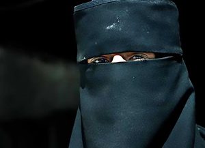 Read more about the article State To Pay 5K To Muslim Woman Over Headscarf Insult