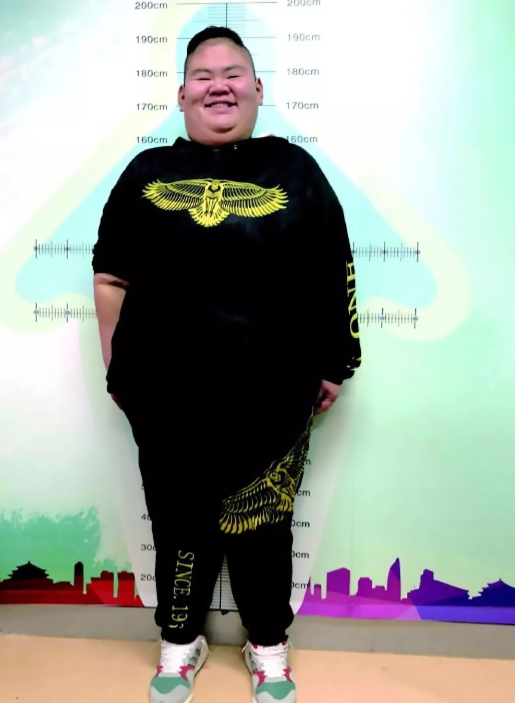 Chinas Fattest Man Loses 22 Stone In 6 Months - ViralTab