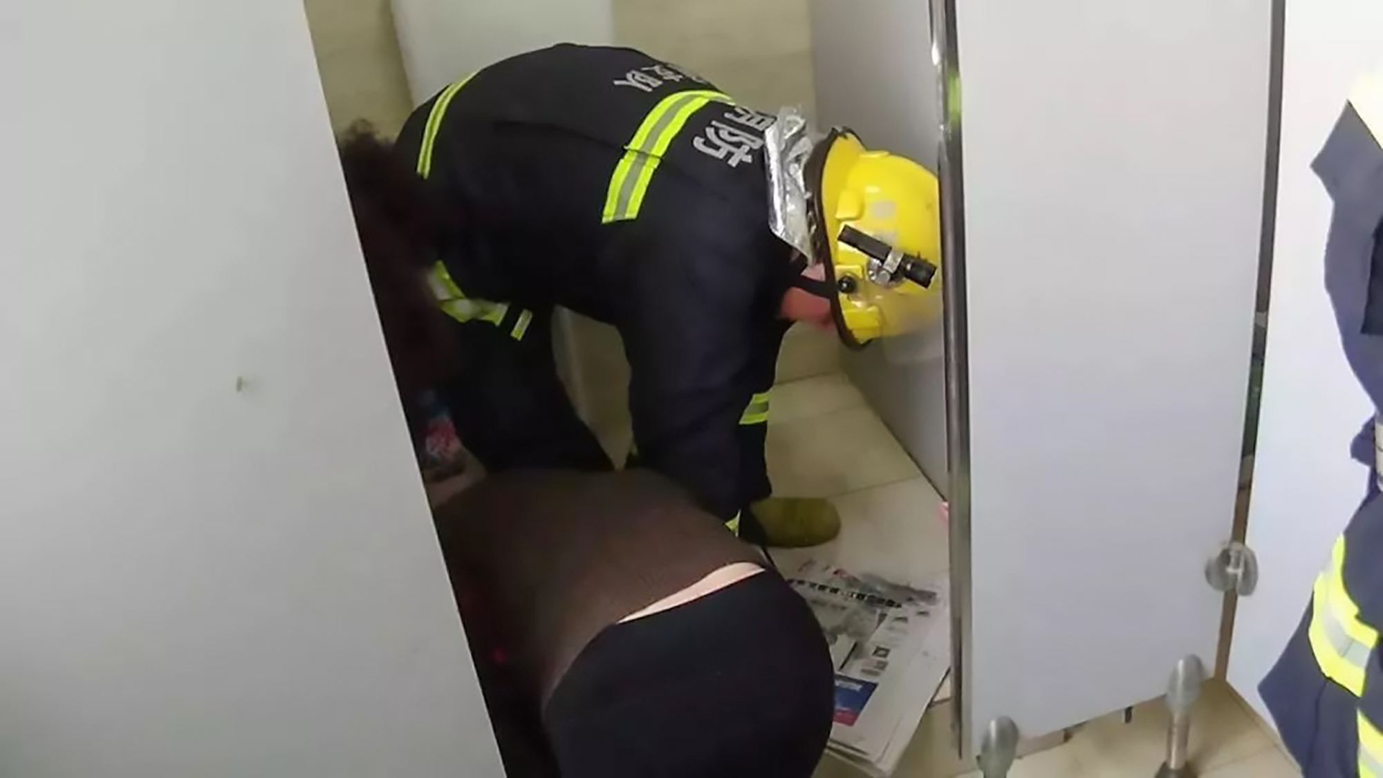 Read more about the article Firemen Break Loo Apart To Rescue OAP Fishing For Phone