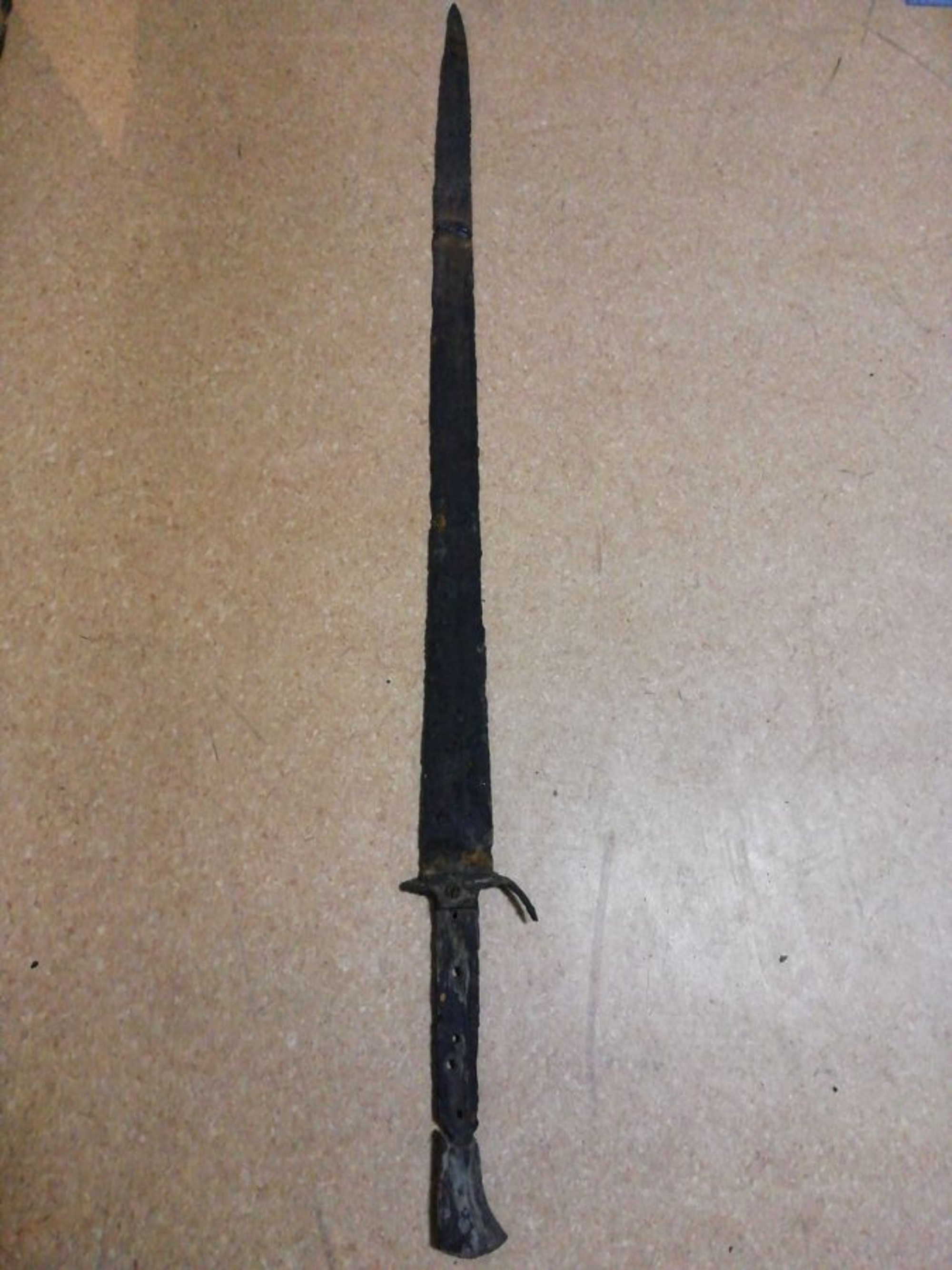 Read more about the article Bungling Man Snaps Medieval Sword And Welds It Together
