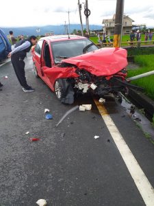 Read more about the article Cars Slam Into One Another On Rice Paddy Road
