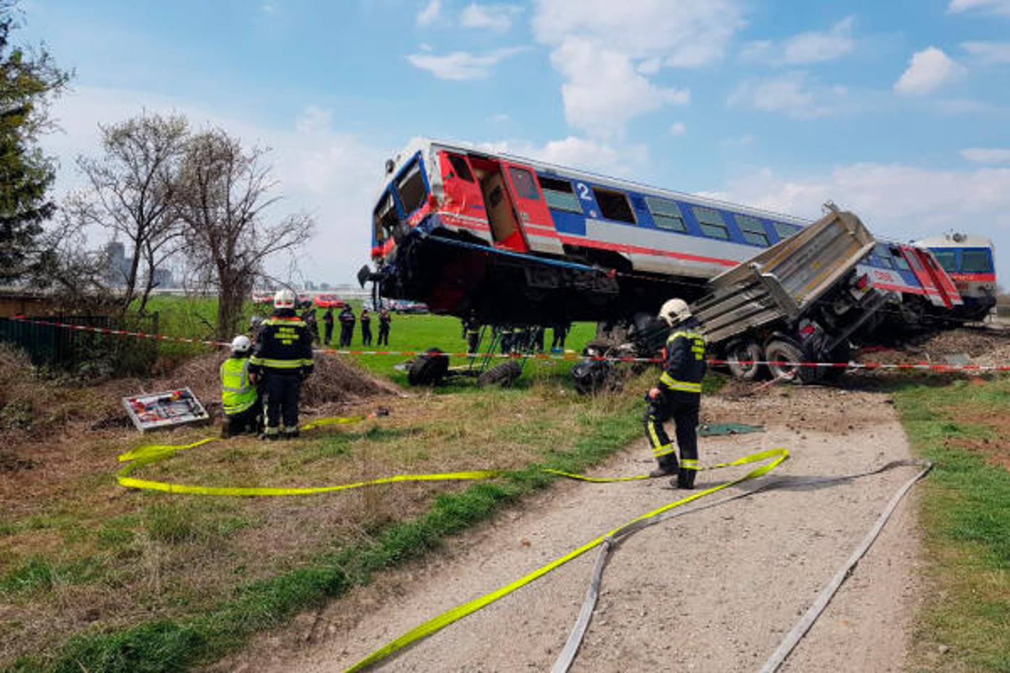 Read more about the article 16 Injured As Train Derails After Lorry Smash