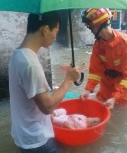 Read more about the article Baby Rescued From Building During Flash Floods