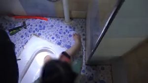 Read more about the article Viral: Cute Girl Cries For Help As Foot Stuck In Toilet