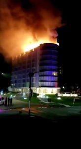 Read more about the article 137 Escape As Luxury Hotel Becomes Towering Inferno