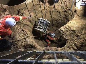 Read more about the article Bungling Builder Freed After Falling Down 100ft Well