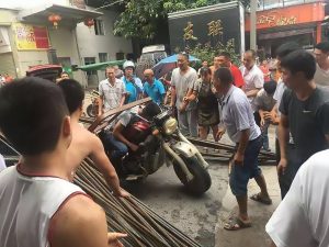 Read more about the article Pedicab Driver Crushed By 1 Tonne Of Steel Cargo