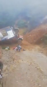 Read more about the article Passengers Cheat Death As Landslide Sweeps Bus Away