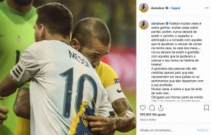 Read more about the article Alves Sends Emotional Message To Messi After Loss