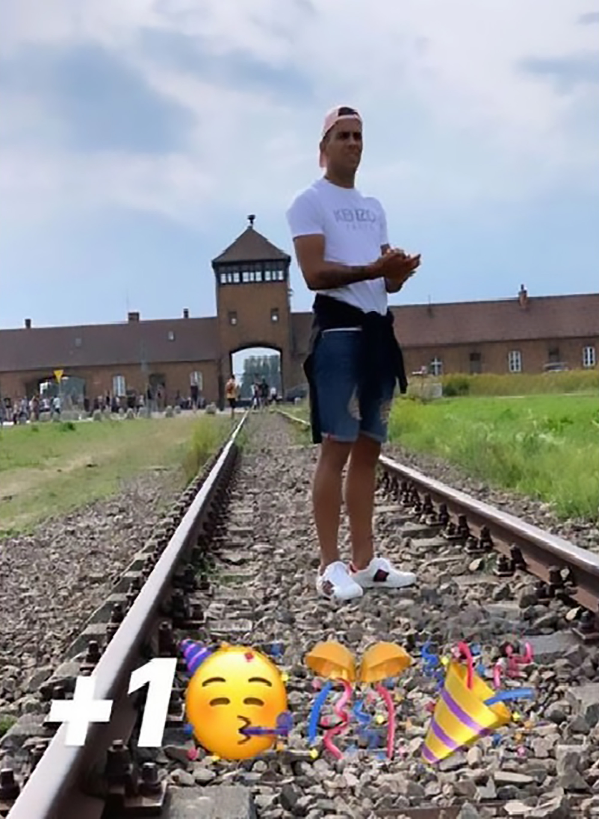 Read more about the article Player Slammed For Auschwitz Birthday Post