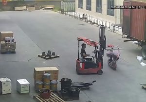 Read more about the article Bungling Woman Rides Moped Straight Into Forklift Prongs