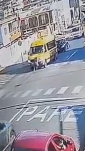 Read more about the article Amazing Escape For Zebra Crossing Woman Hit By Bus