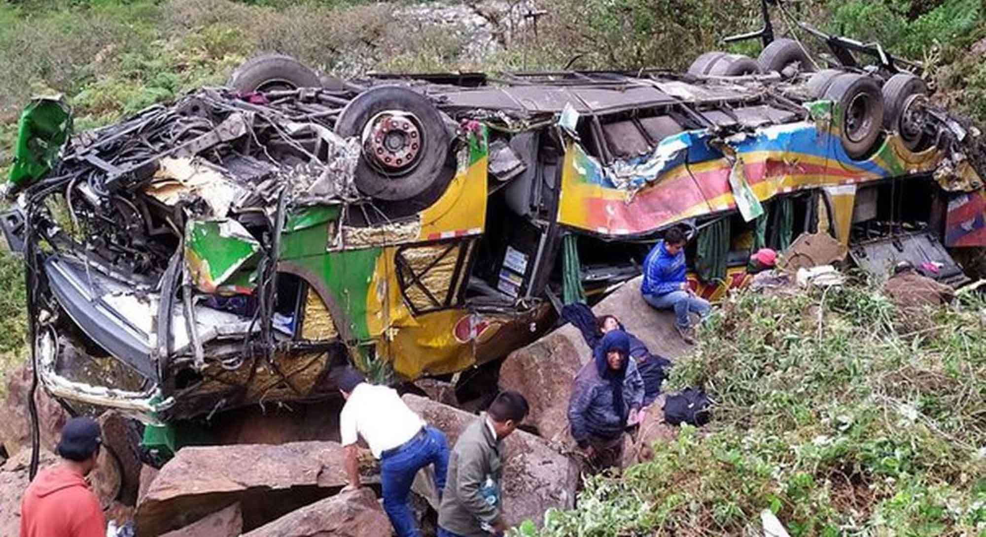 Read more about the article Wrecked: Bus Crashes 328ft Into Canyon Killing 23 People