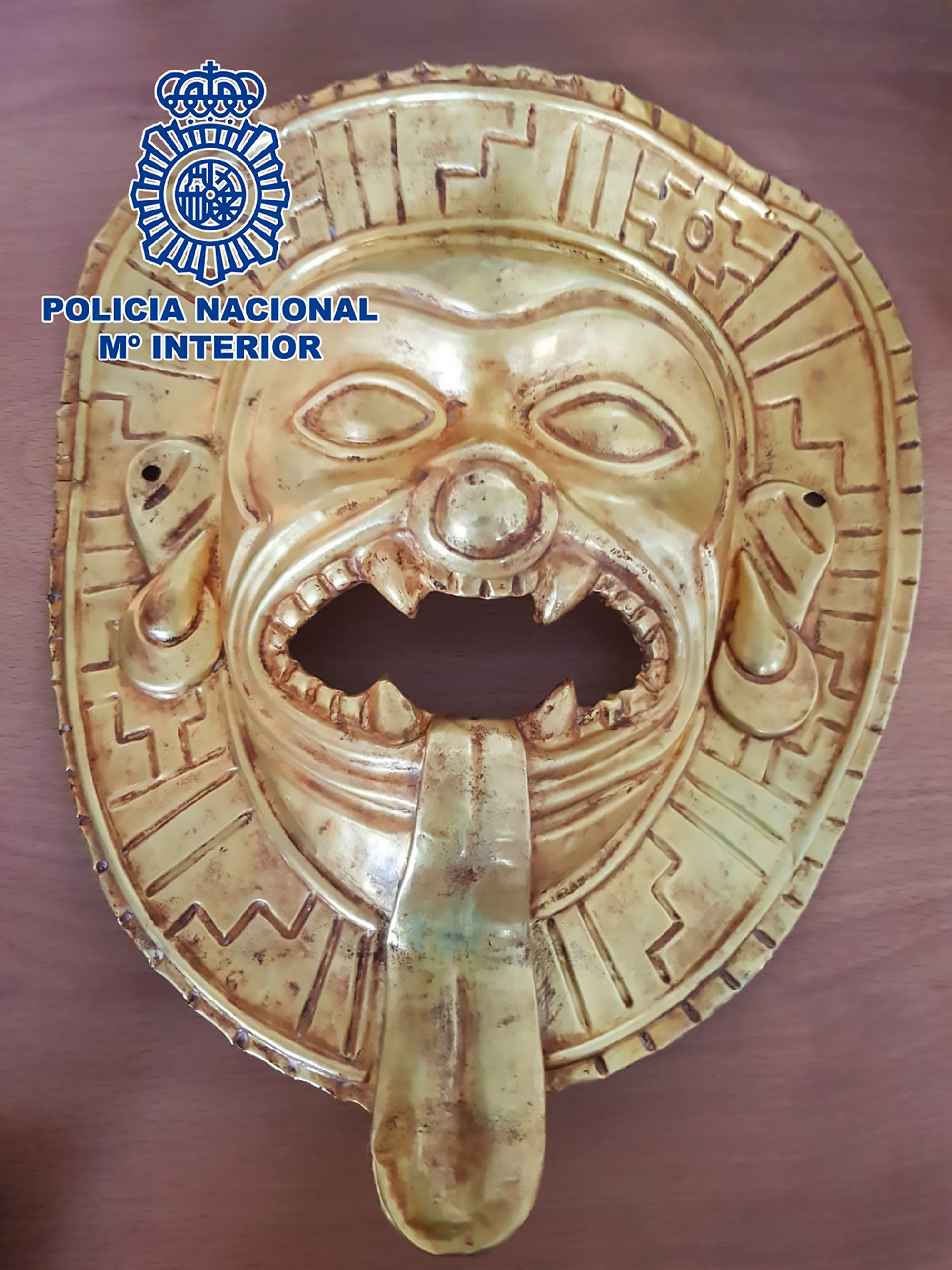 Read more about the article 200,000-EUR Pre-Columbian Gold Mask Seized At Airport