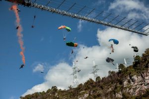 Read more about the article Brit Clinches World Record For BASE Jump From Bridge