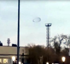 Read more about the article Alien Portal To Other Universe Appears Over Moscow