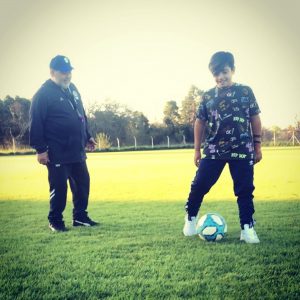 Read more about the article Maradona Sees Aguero Grandson After Four Years