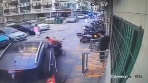 Read more about the article Parking Row Merc Driver Mows Down Woman And Breaks Leg