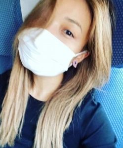 Read more about the article Anti-Protest Trolls Attack Pretty HK Popstar Over Mask