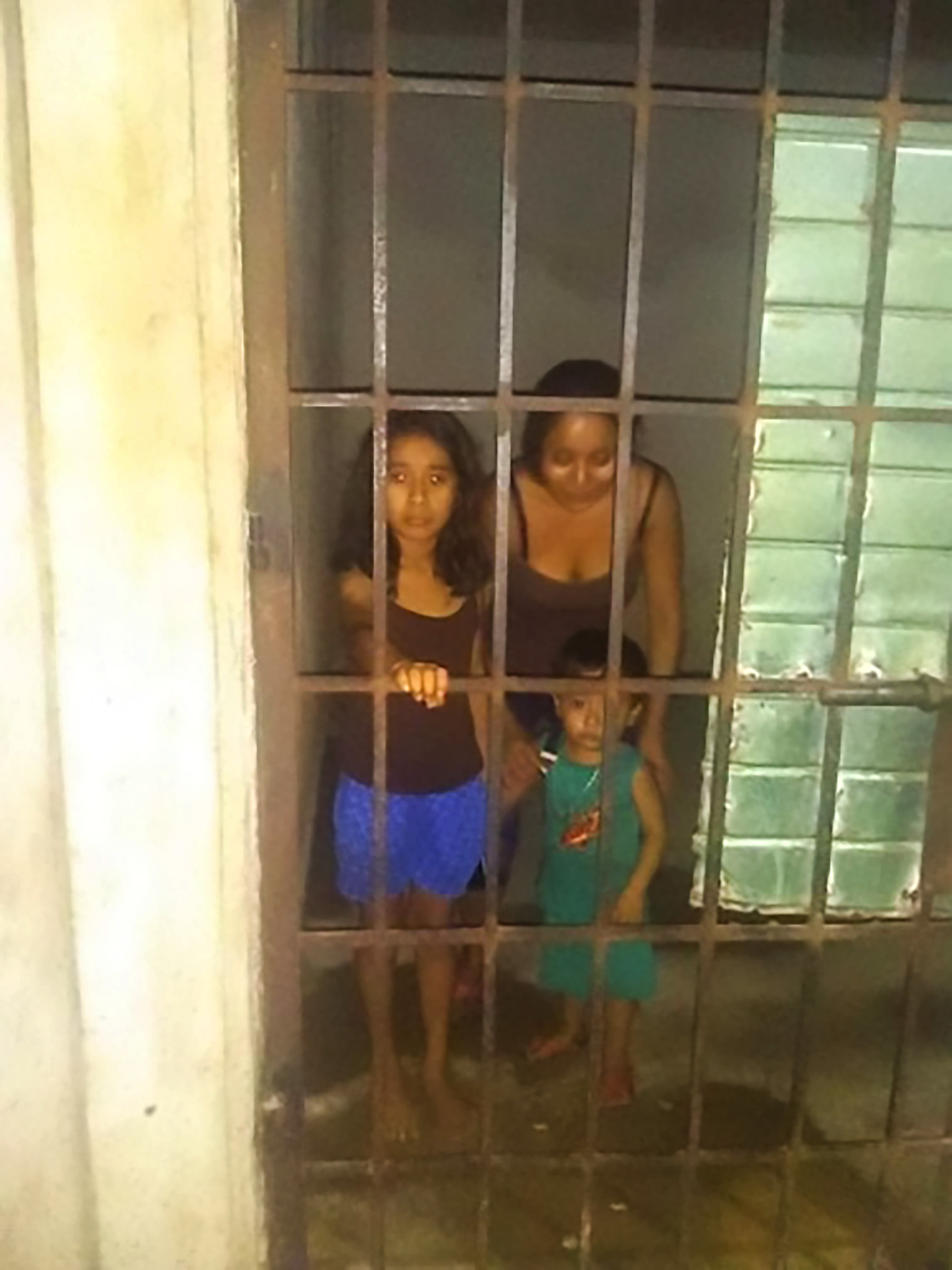 Read more about the article Indigenous Wife, Kids Caged After Going To Cop Station