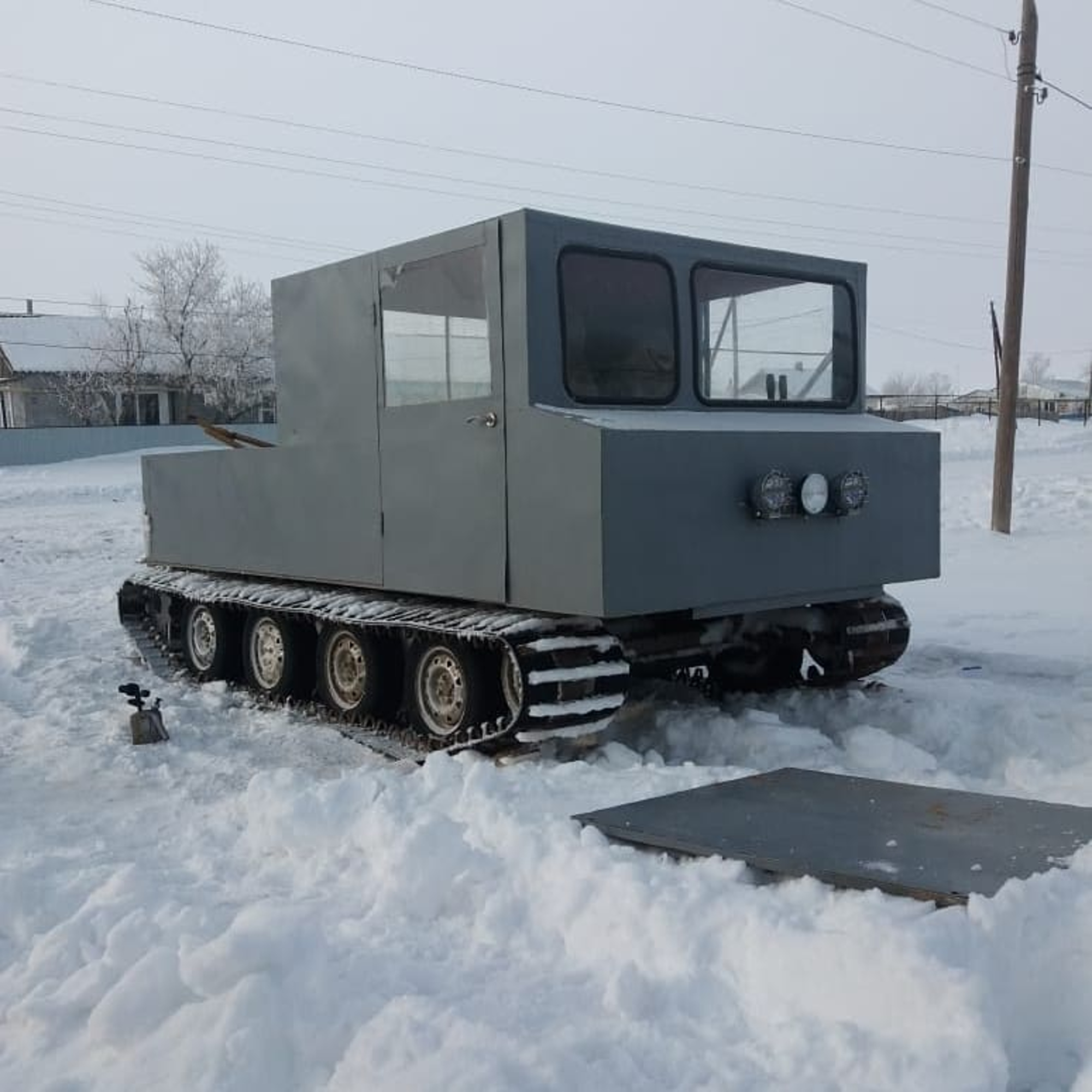 Read more about the article Clever Fisherman Invents Incredible All-Terrain Vehicles