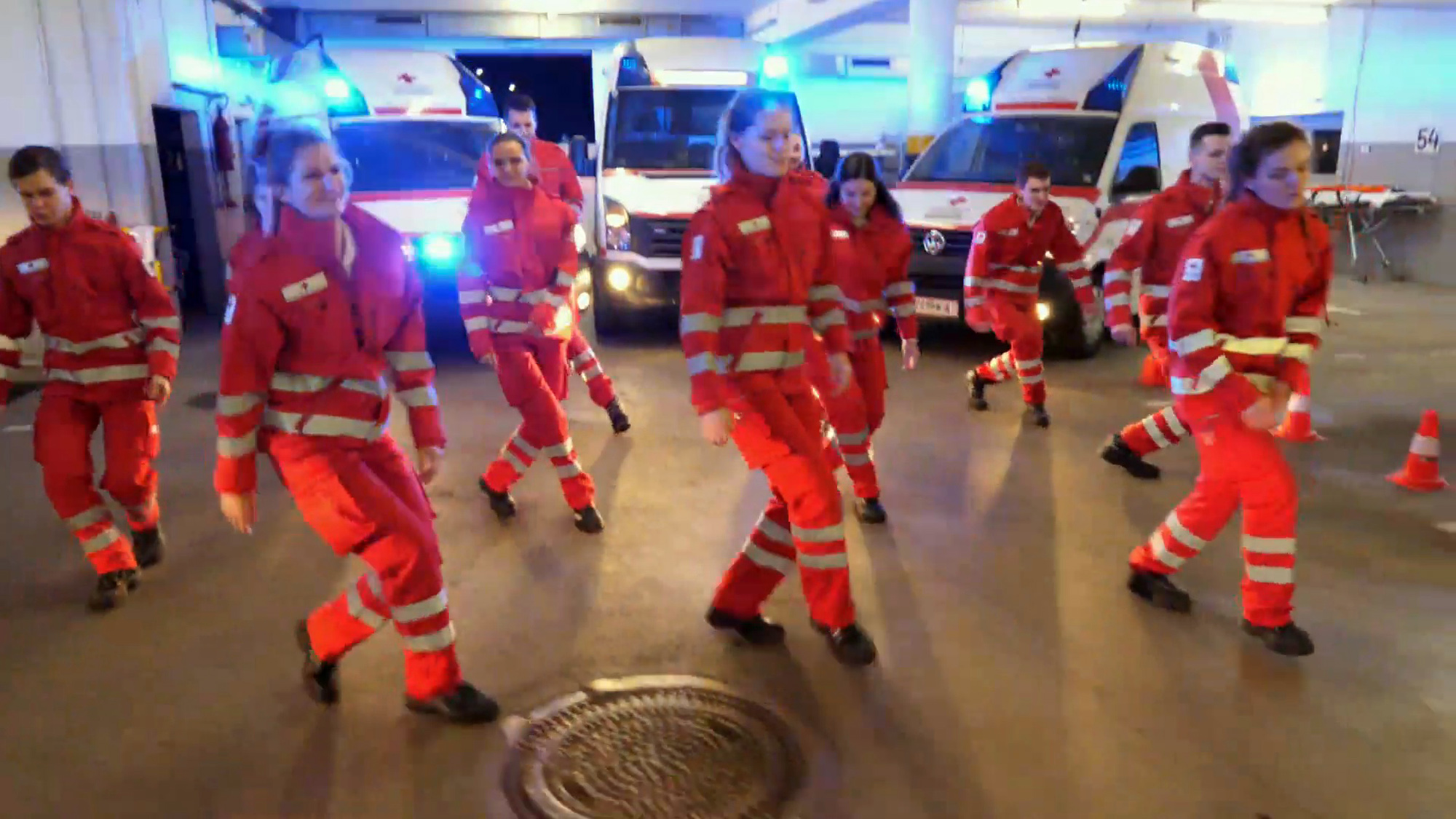 Read more about the article Red Cross Medics In Tik Tok Git Up Dance Challenge