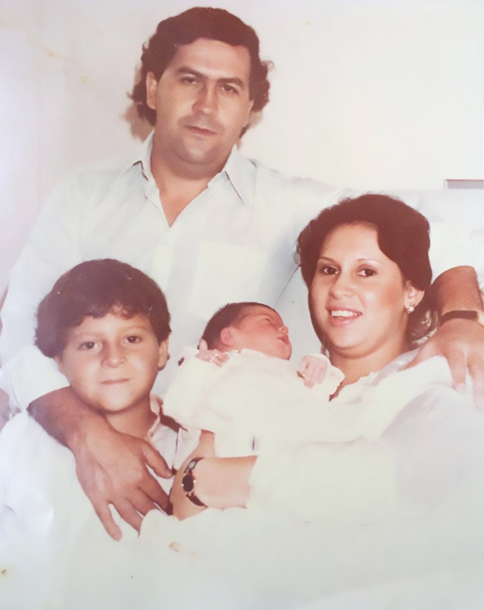 Pablo Escobars Son Sends Message On Dads Birthday ViralTab