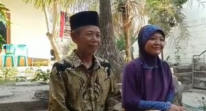 Read more about the article 28yo Woman Marries 70yo Man After 4 Months