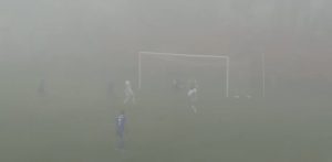 Read more about the article Fog Makes It Impossible To Watch Serbian League Match