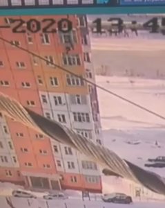 Read more about the article Woman Who Lands In Snow Walks Away From 9th Floor Plunge