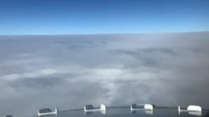 Read more about the article Incredible Time Lapse Vid Of Plane Landing In Thick Fog