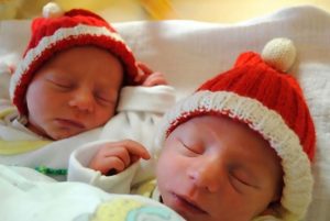 Read more about the article Cute NYE Twins Born Minutes Apart In Different Decades