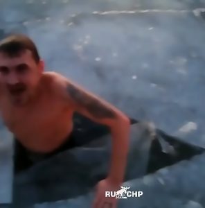 Read more about the article Bungling Drunk Russian Trapped Under Ice In Shock Video