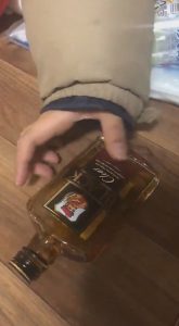 Read more about the article Viral: Whisky Bottle Makes Comical Squeak When Toppled