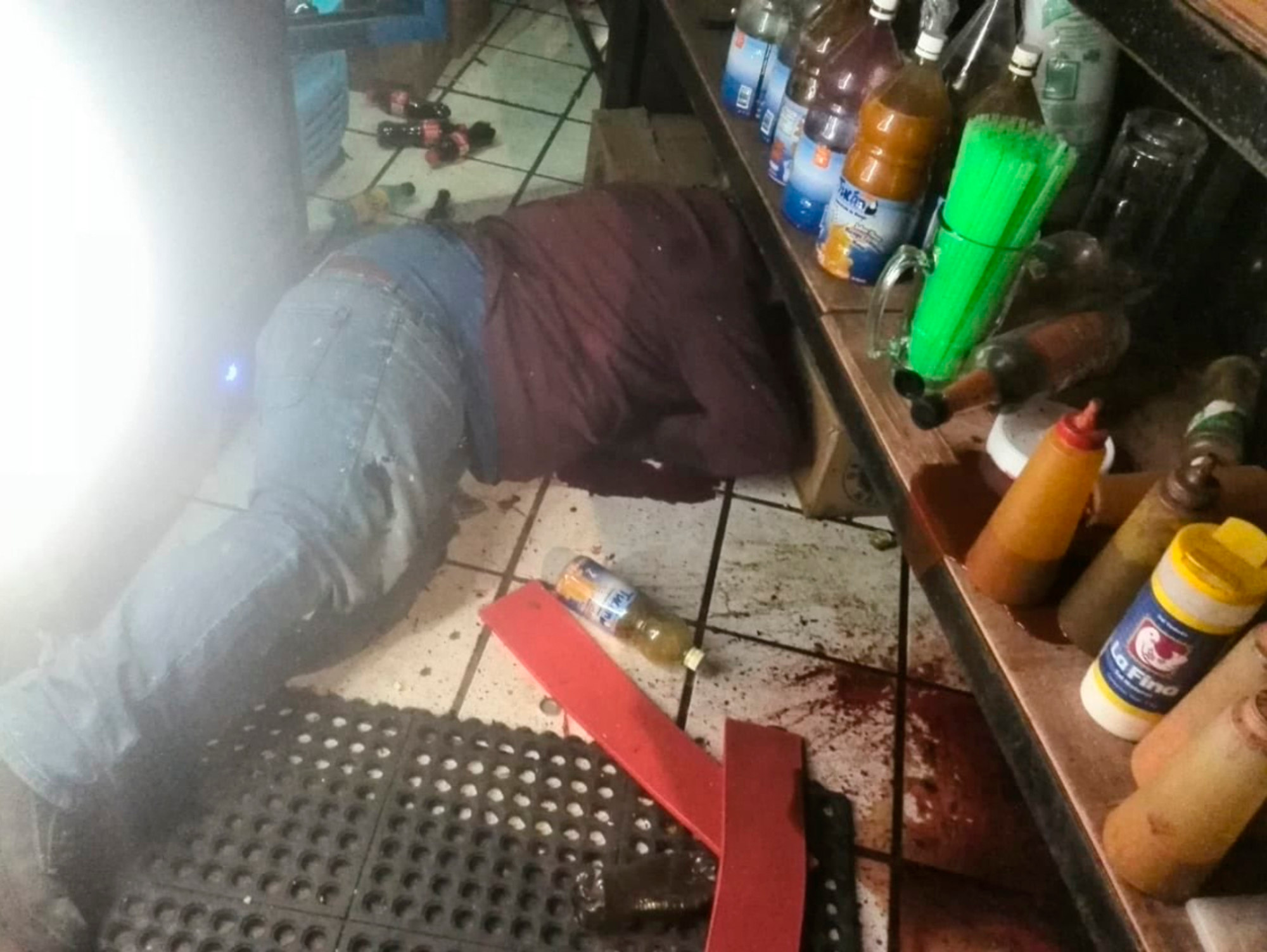 Read more about the article Drug Cartel Hitmen Attack Bar With Guns And Grenades