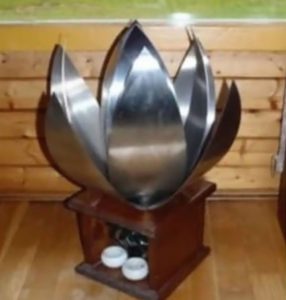 Read more about the article Burglars Thought Funeral Urn Was Valuable Artwork
