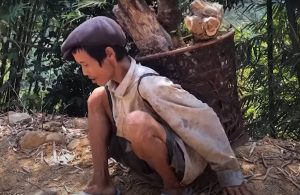 Read more about the article Vietnam Tarzan Returns To Jungle After 7 Yrs In Village