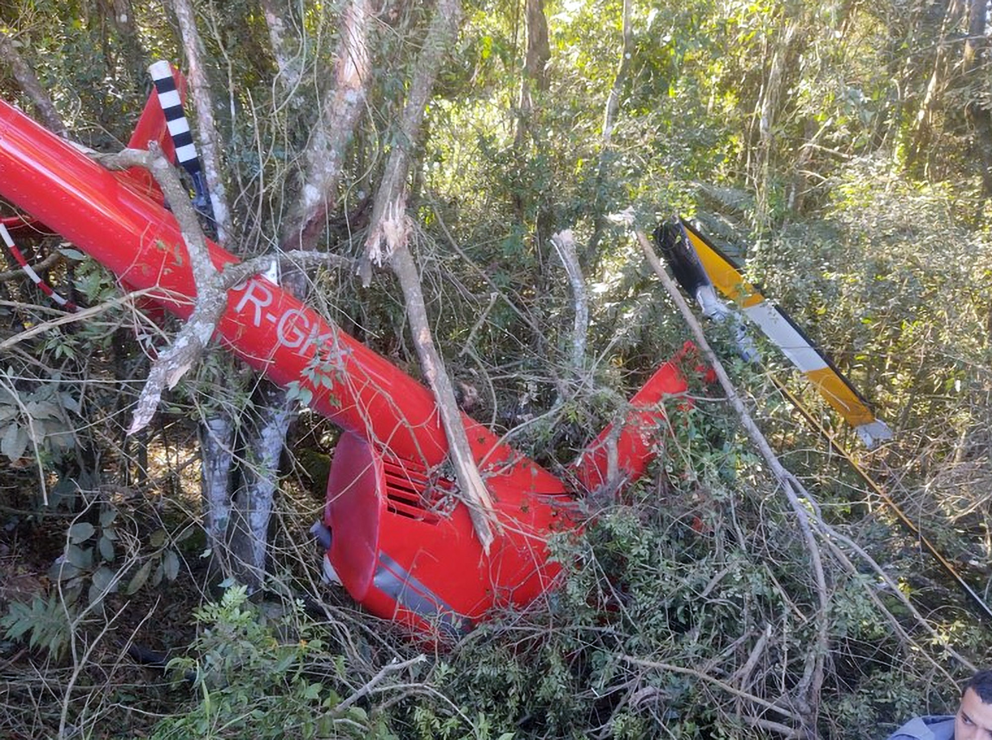 Read more about the article Helicopter With 700lbs Of Coke Crashes In Brazil Jungle