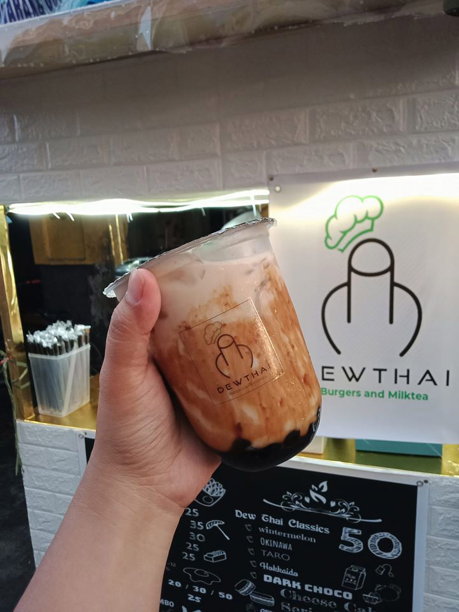 Read more about the article Tea Shop Causes Stir With Unintentional Phallic Logo