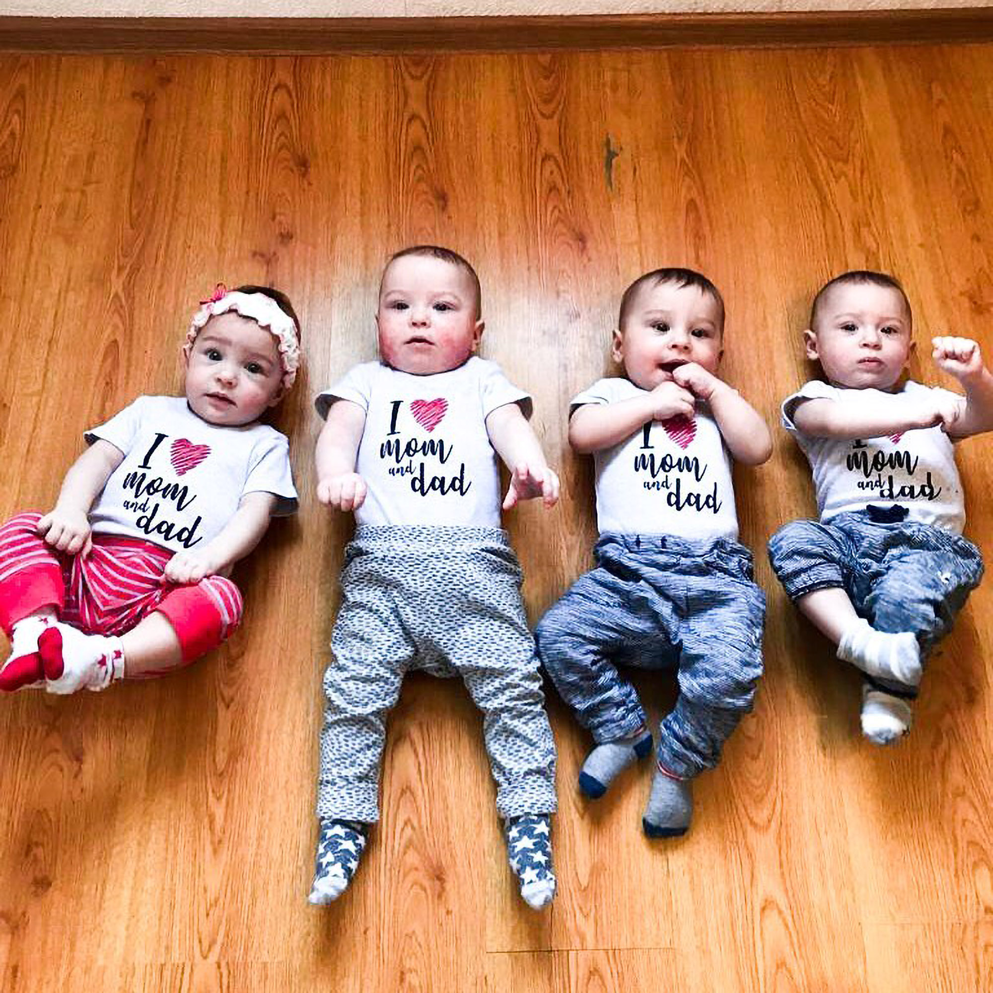 Read more about the article Quadruplet Babies Become Instagram Stars