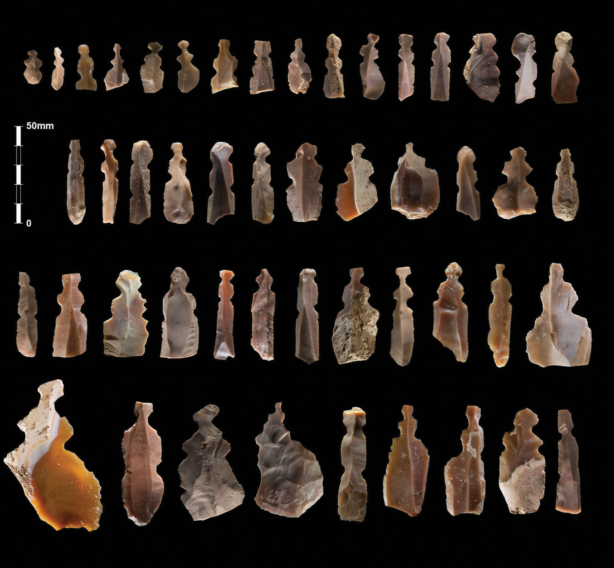 Read more about the article Never-Before-Seen Human Figures Found In Prehistoric Tombs