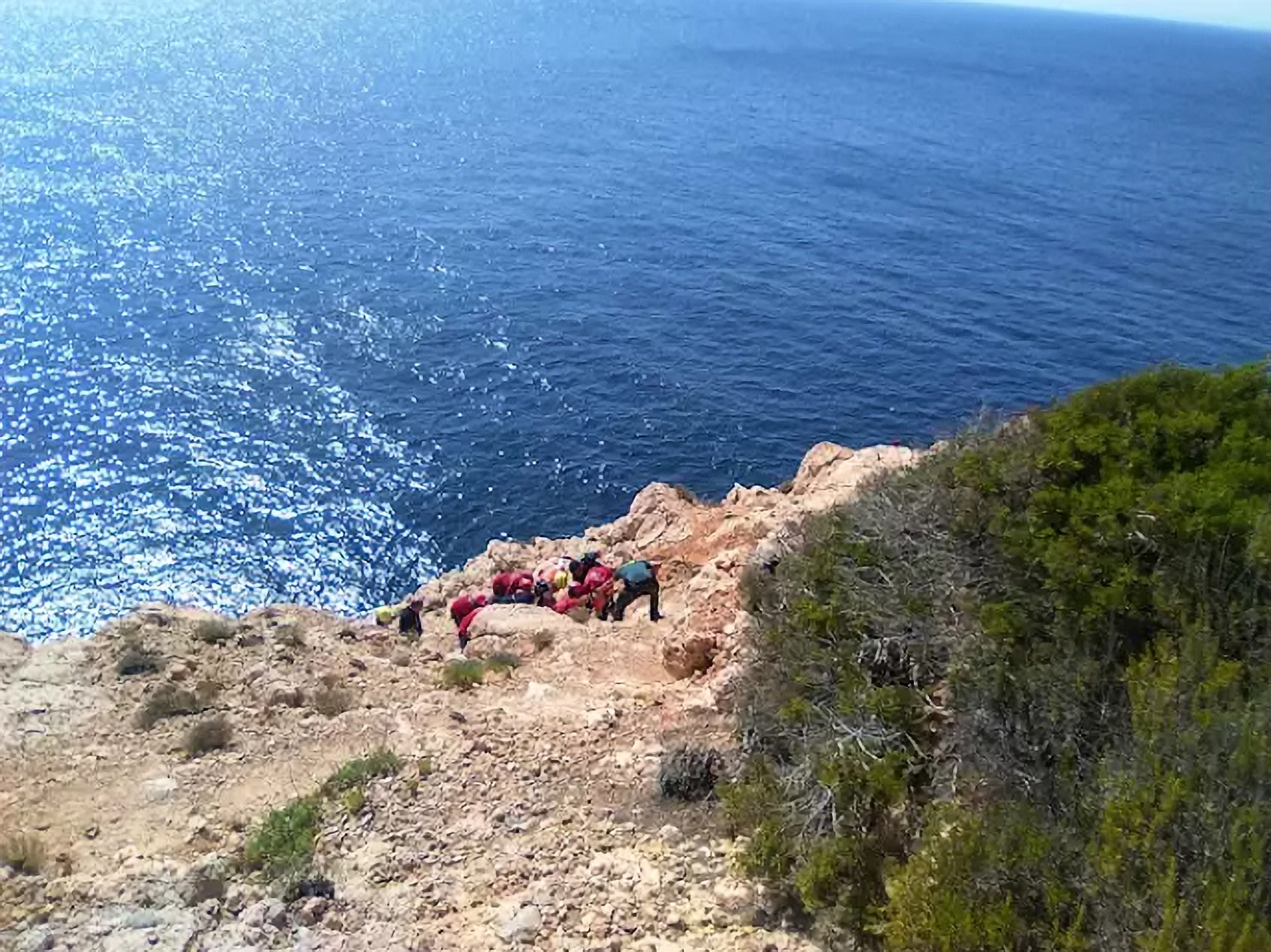 Read more about the article Brit Tourist Hospitalised After Ibiza Cliff Jump In Sea