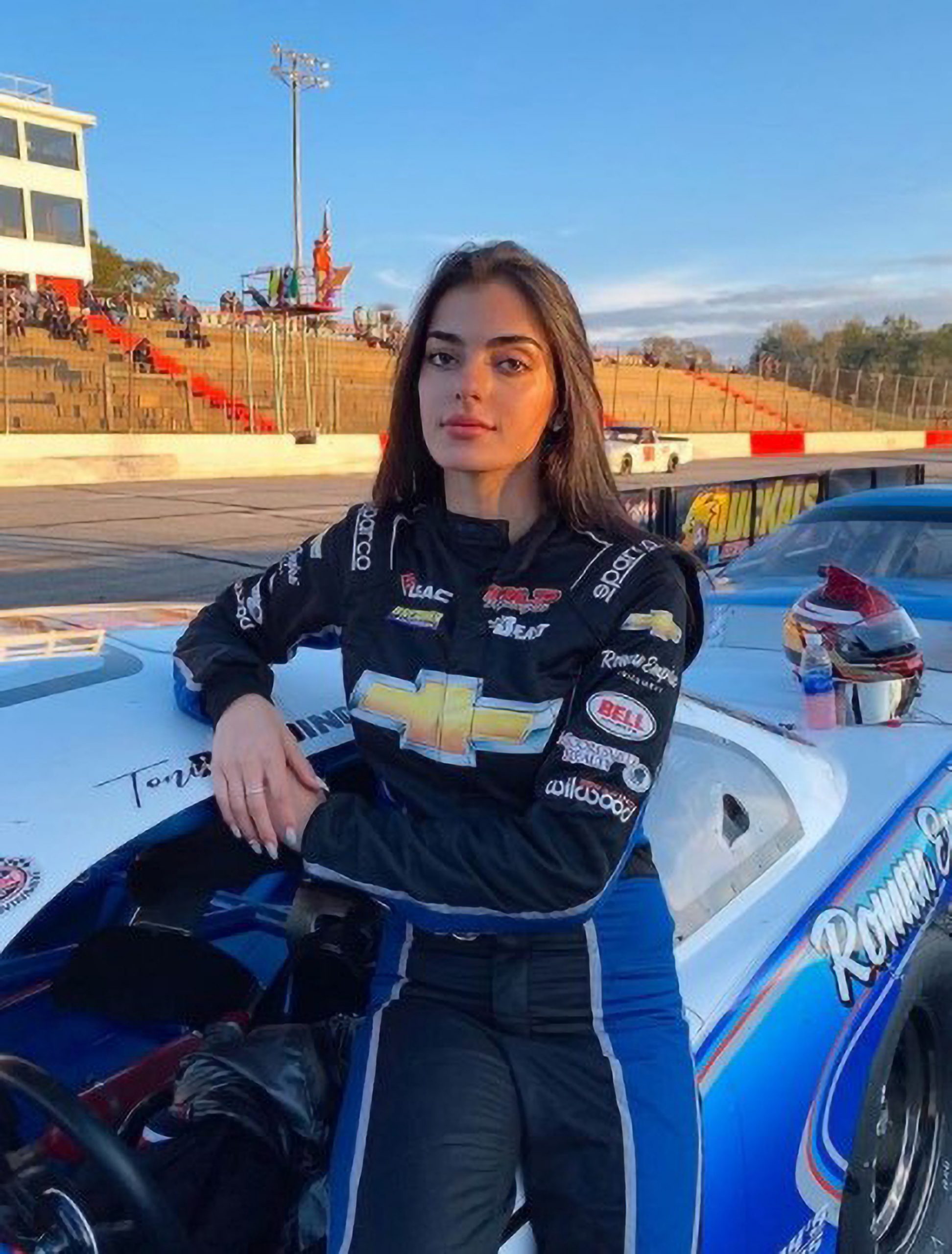 Read more about the article Gorgeous Driver Makes History As First Arab-US Woman To Race For Nascar