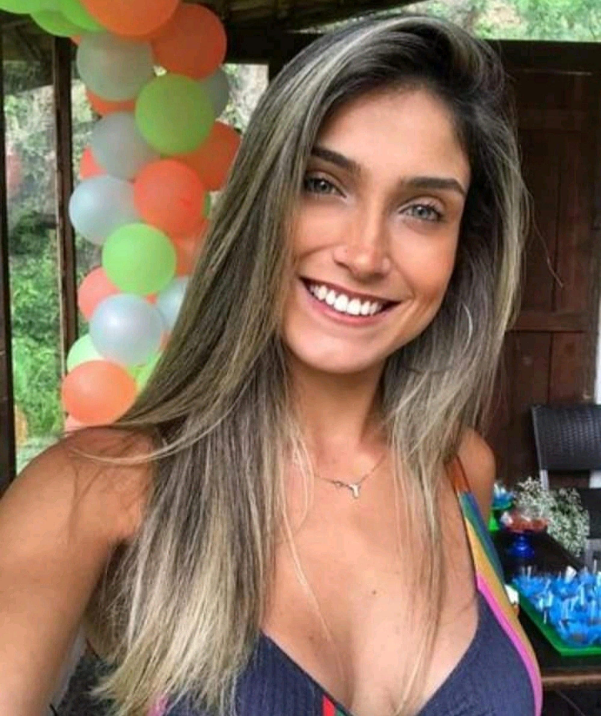Read more about the article Brazilian Model Couple Found Dead Inside Shower