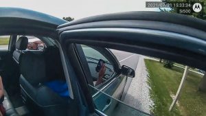 Read more about the article Police Release Body Cam Footage To Prove Officers Were Not Planting Drugs As Claimed In Viral Video