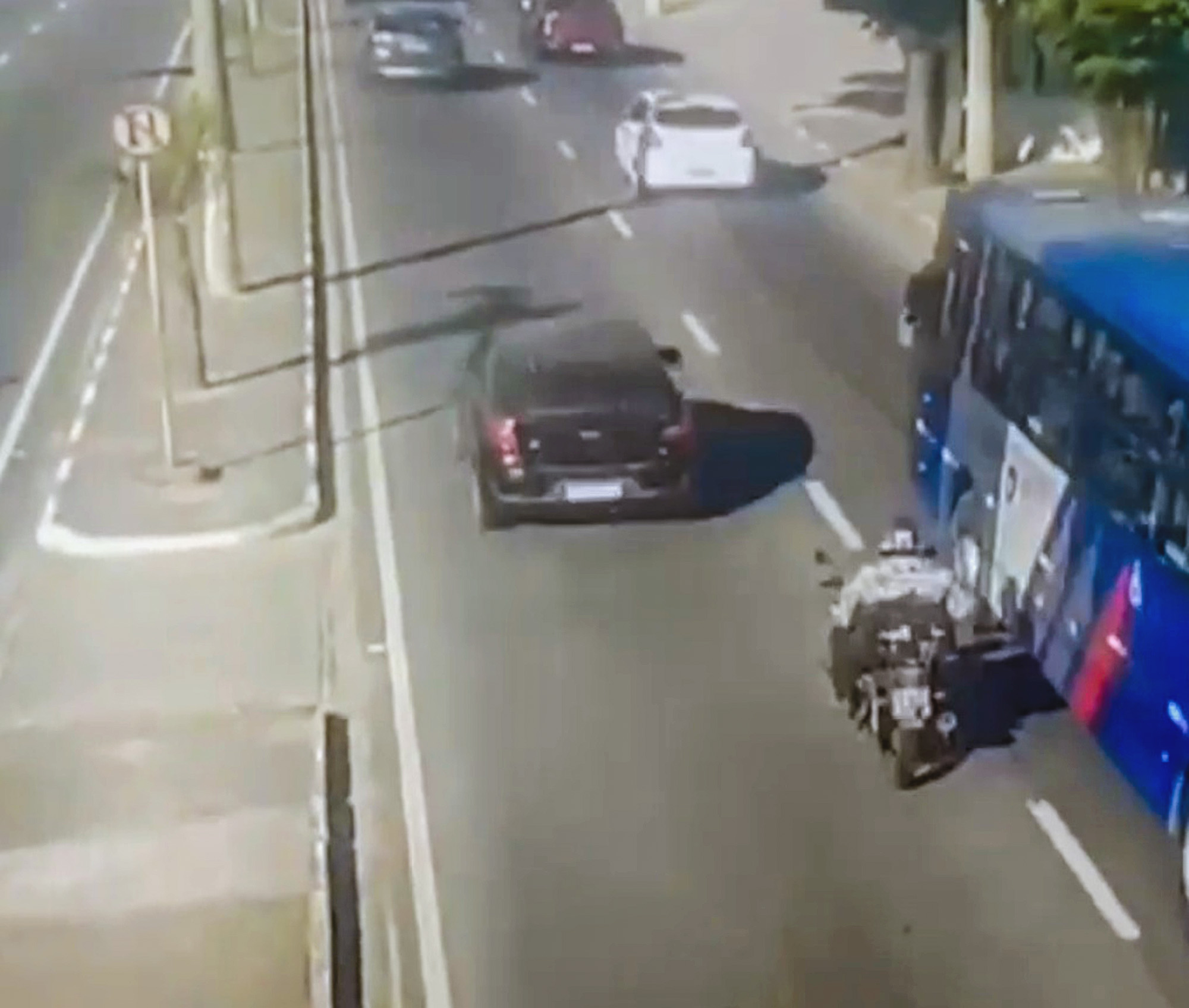 Read more about the article Moment Biker On His Way To Get COVID Jab Is Run Over By Bus
