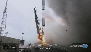 Read more about the article SpaceX Rocket Blasts Off Into Orbit With 88 Satellites