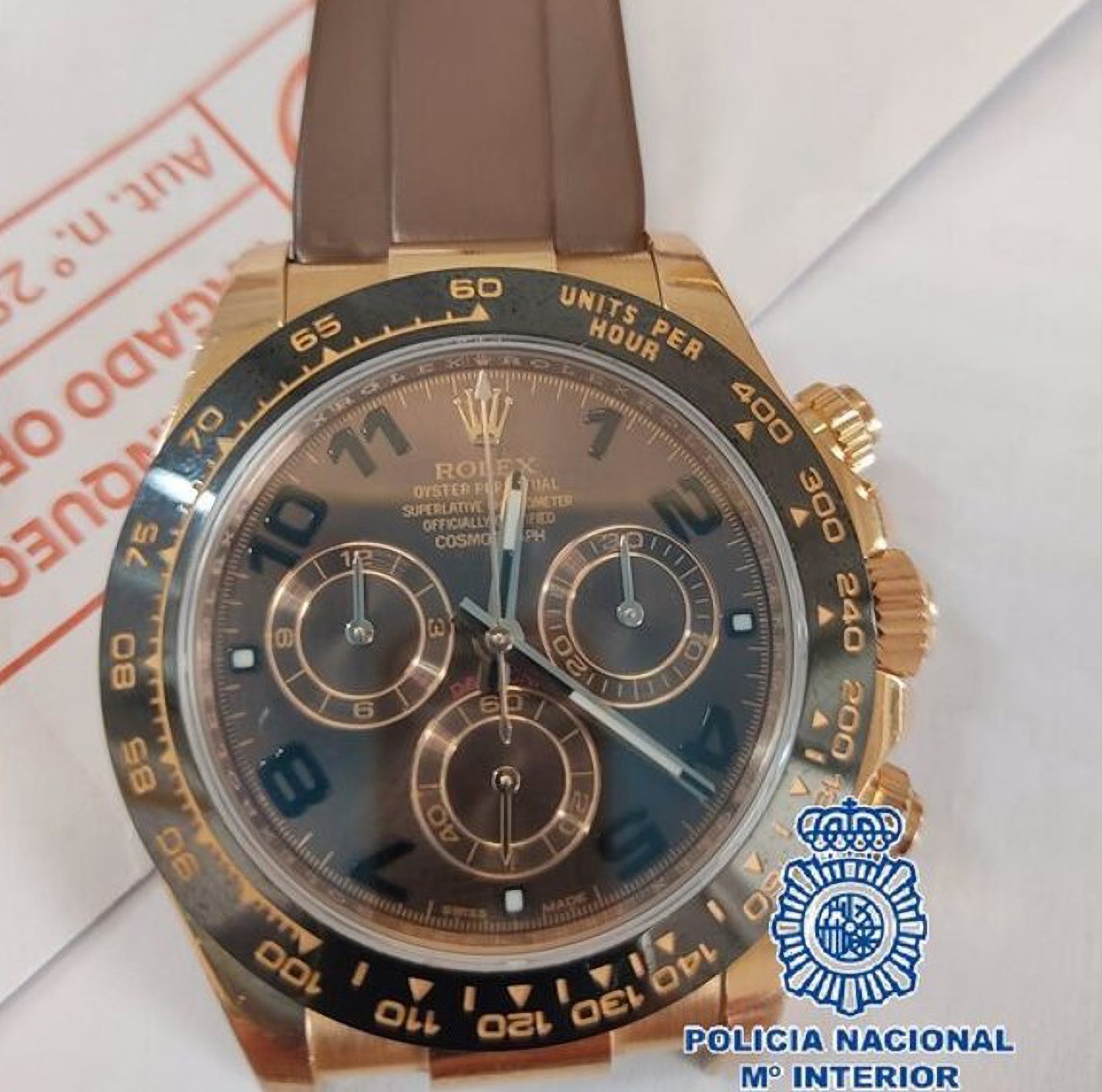 Read more about the article Brit Helps Smash Crime Gang After 20 Mile Chase When GBP 30K Rolex Ripped From Wrist Near Marbella