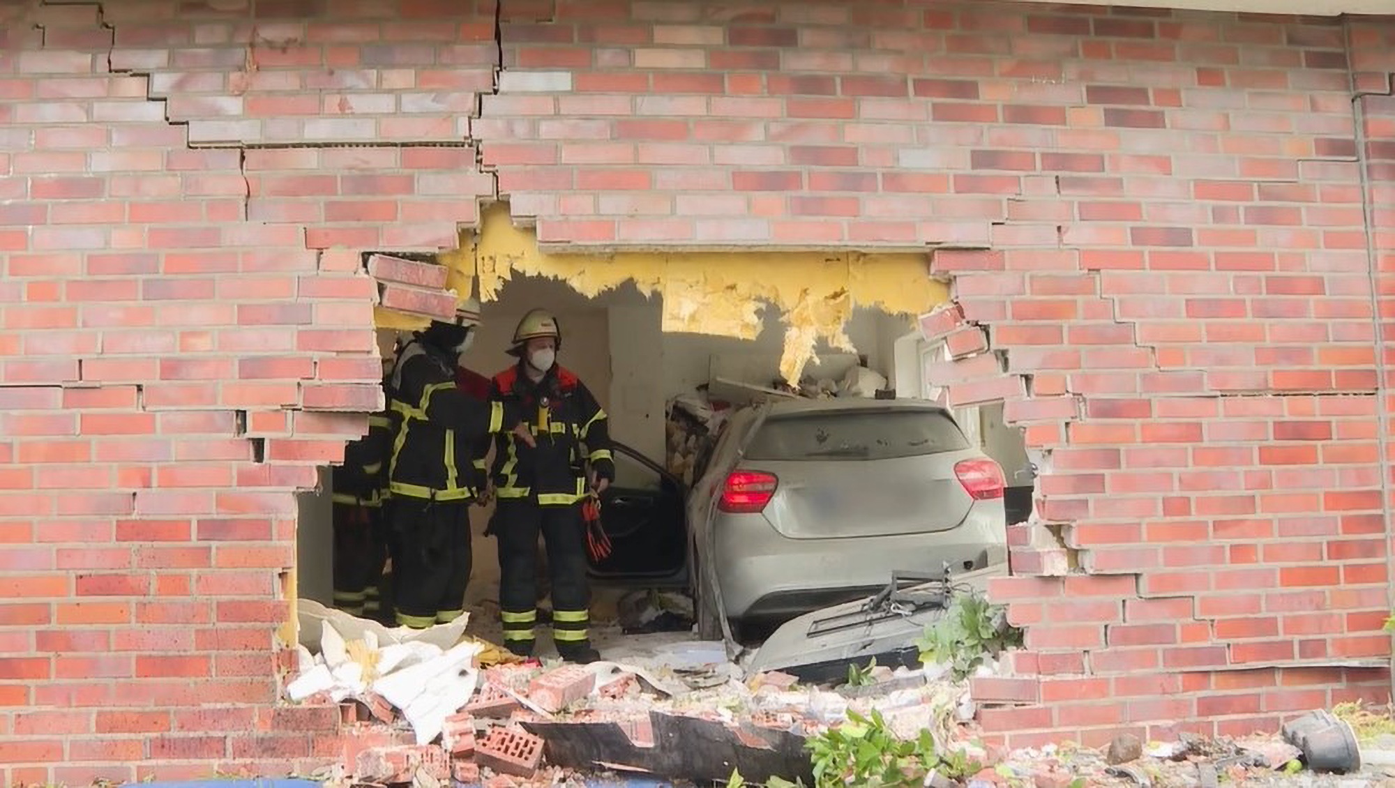 Read more about the article Miracle As Woman, 85, Crashes Mercedes Into Living Room With Family Of Five