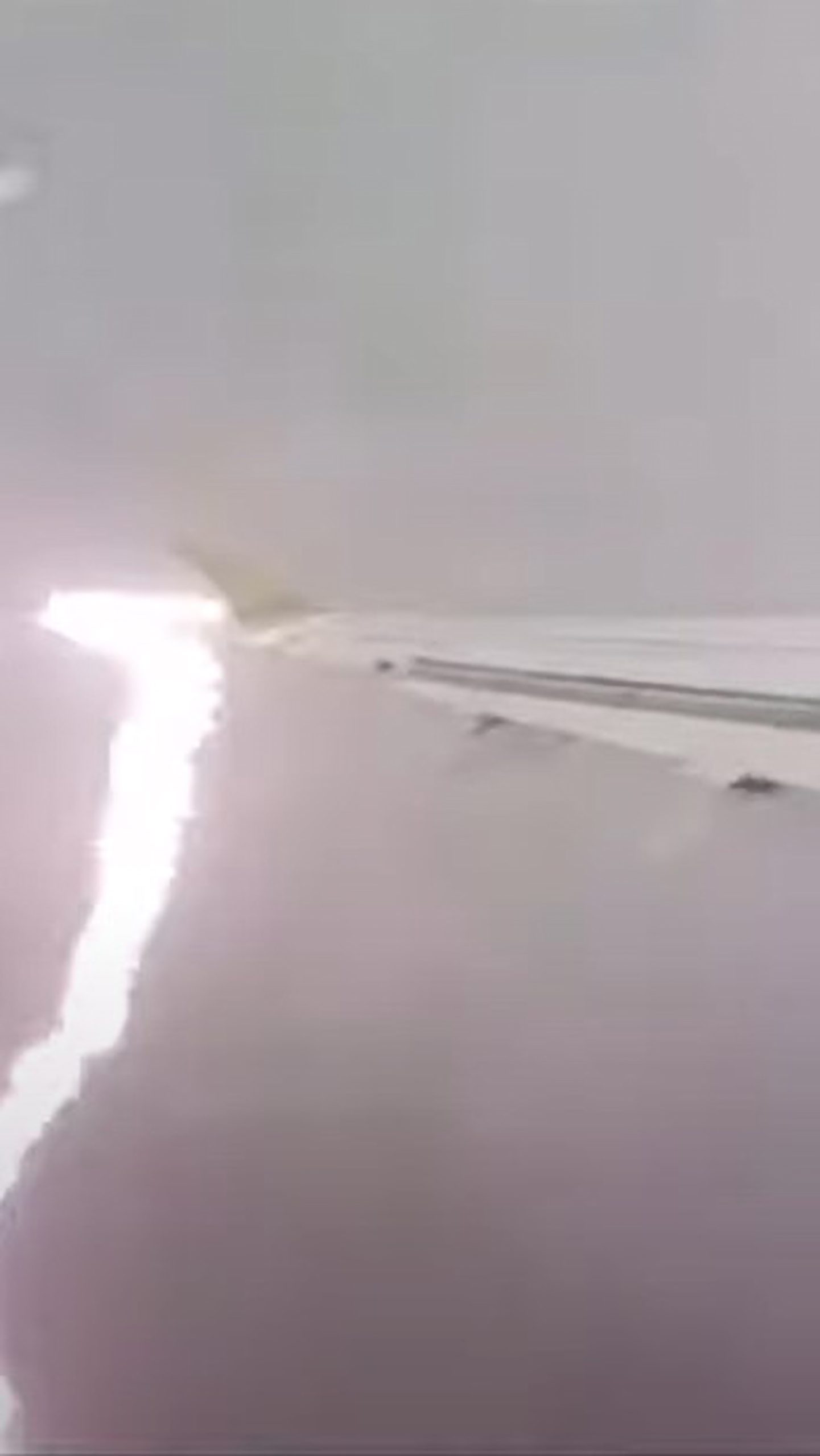 Read more about the article Moment Lightning Bolt Strikes Plane Wing Shortly After Takeoff